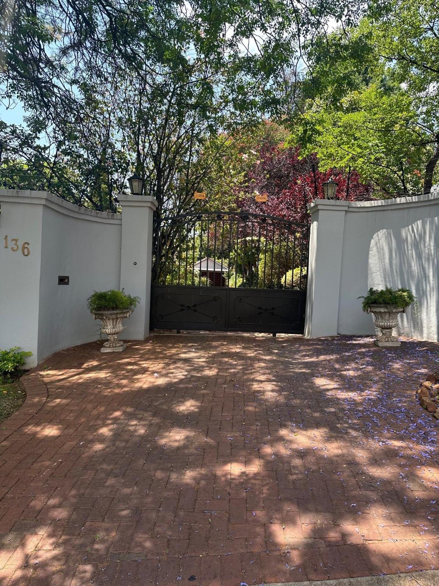 Bagley Terrace 136 Cottage Johannesburg Buitenkant foto