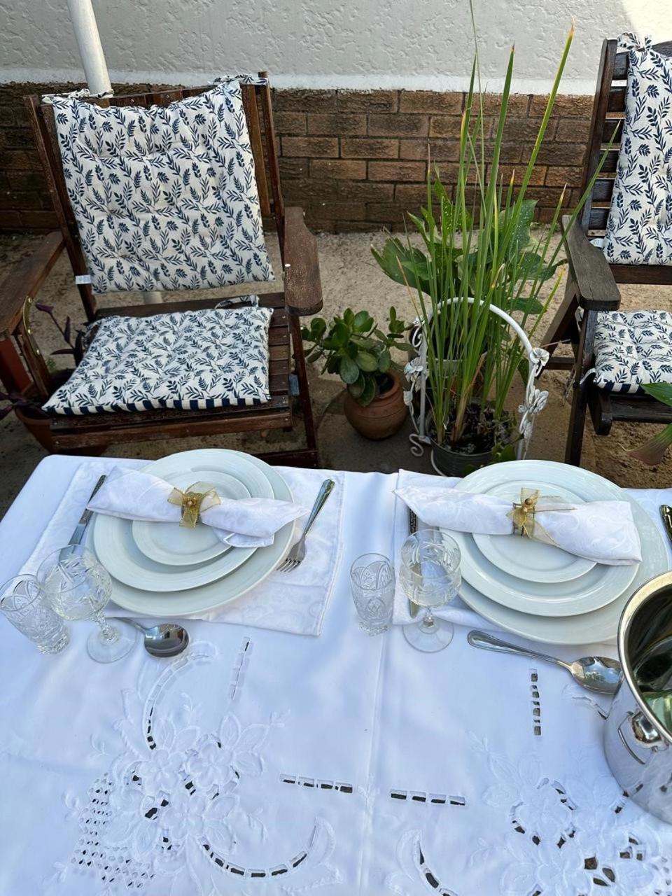 Bagley Terrace 136 Cottage Johannesburg Buitenkant foto