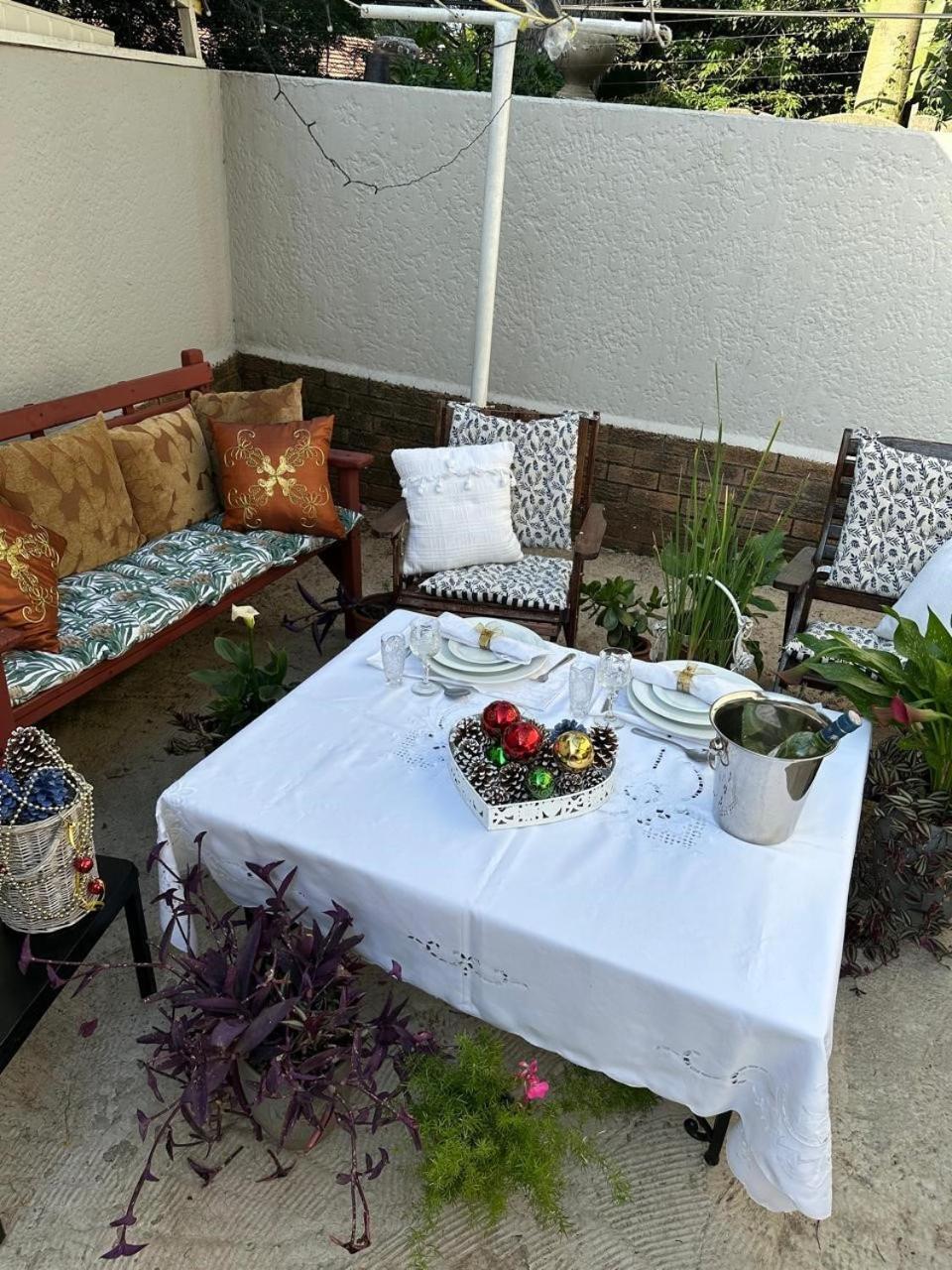 Bagley Terrace 136 Cottage Johannesburg Buitenkant foto