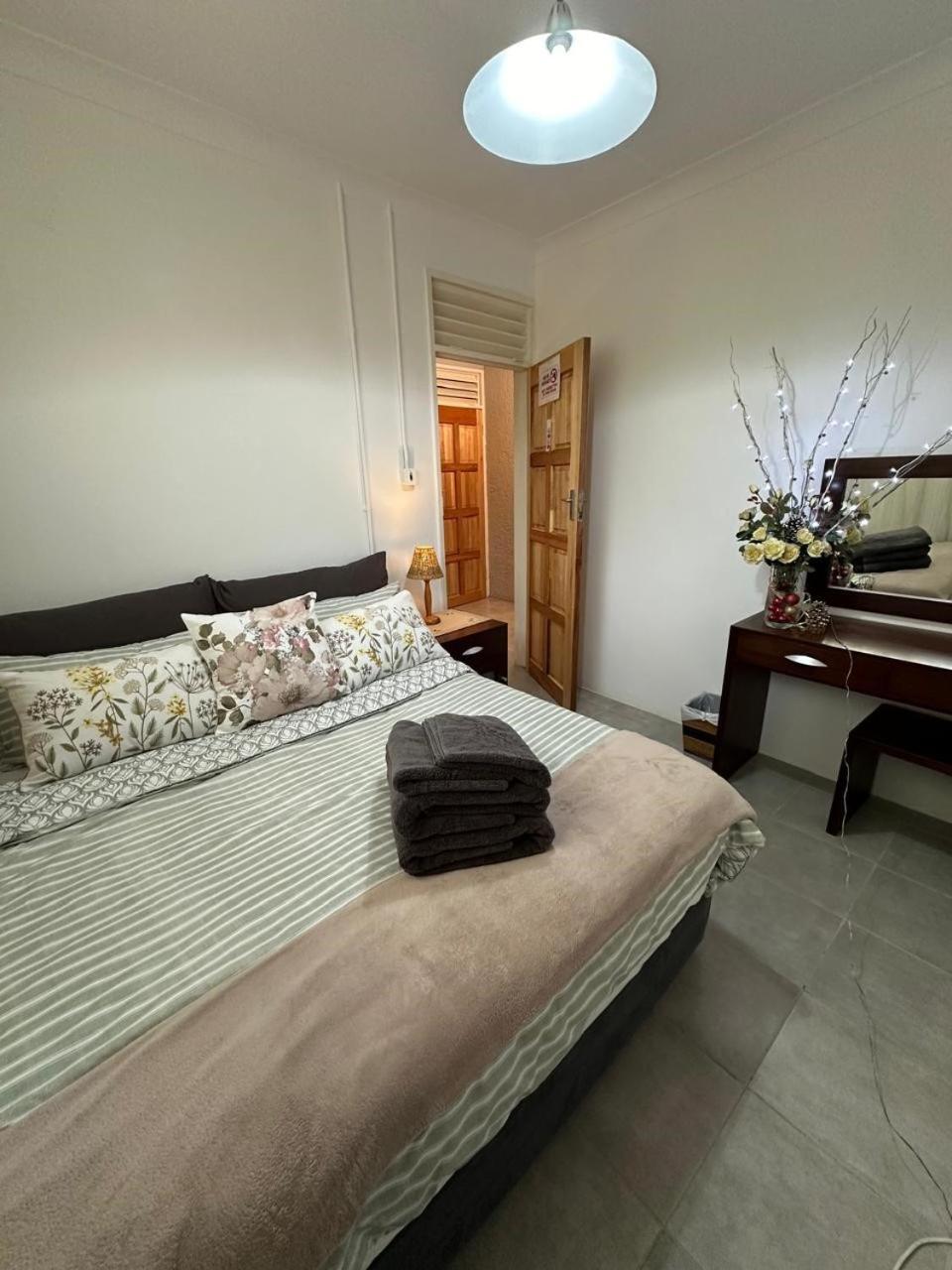 Bagley Terrace 136 Cottage Johannesburg Buitenkant foto